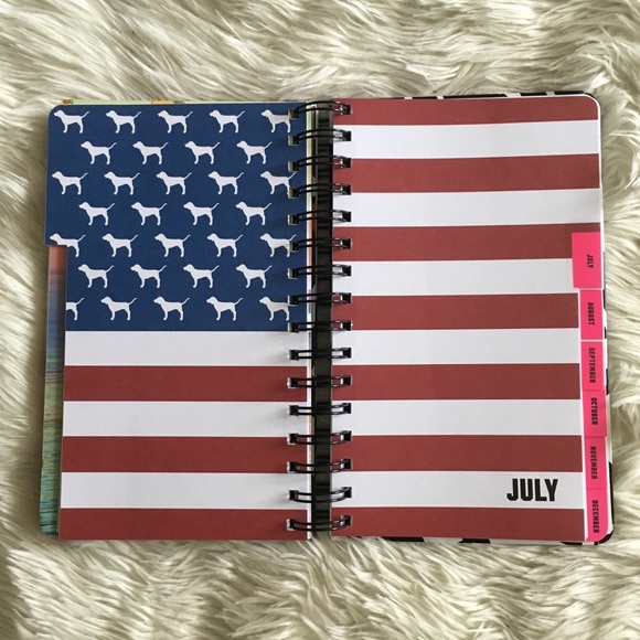 BNWT Victoria’s Secret PINK Planner 2018-2019 - Picture 6 of 8